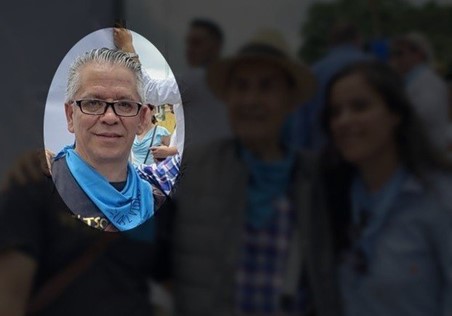 Fotograf&iacute;a donde destaca la cara de un hombre