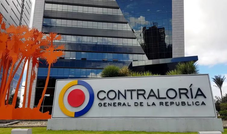 Edificio y rotulo Contralor&iacute;a