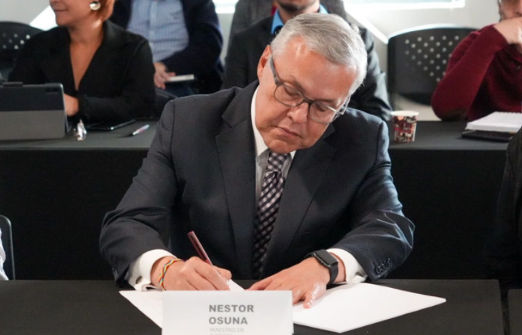 El exministro de Justicia, N&eacute;stor Osuna, fue designado como procurador delegado de Derechos Humanos.