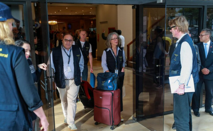 Observadores de la Uni&oacute;n Europea (UE) llegando a Quito.