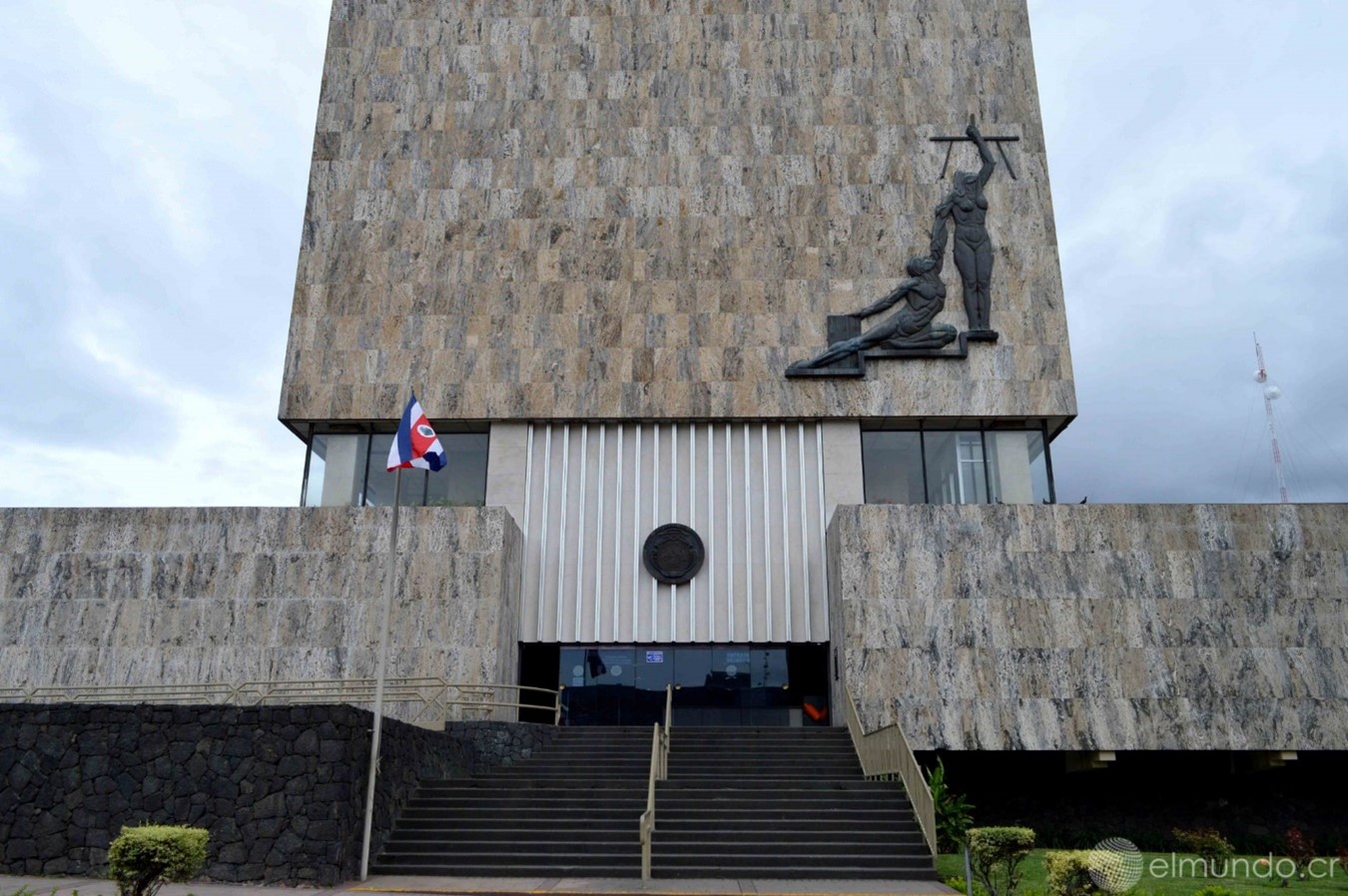 Imagen de la Fachada de la Sala Constitucional