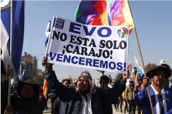 Protestante en favor de Evo Morales.